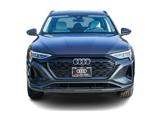 2024 Audi Q8 e-tron Premium 5