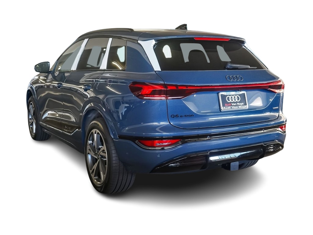 Thumbnail: 2027 Audi Q6 e-tron - 3