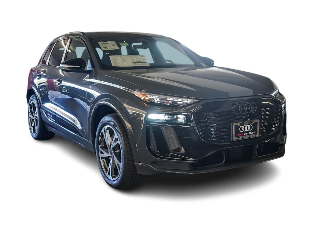 Thumbnail: 2027 Audi Q6 e-tron - 14