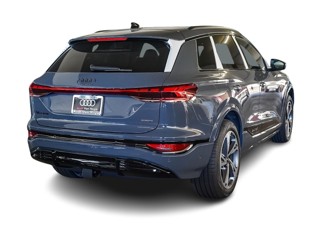Thumbnail: 2027 Audi Q6 e-tron - 15