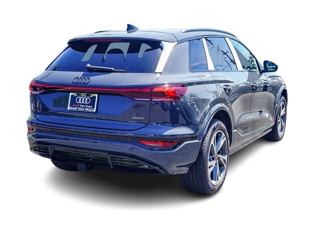 Thumbnail: 2027 Audi Q6 e-tron - 17