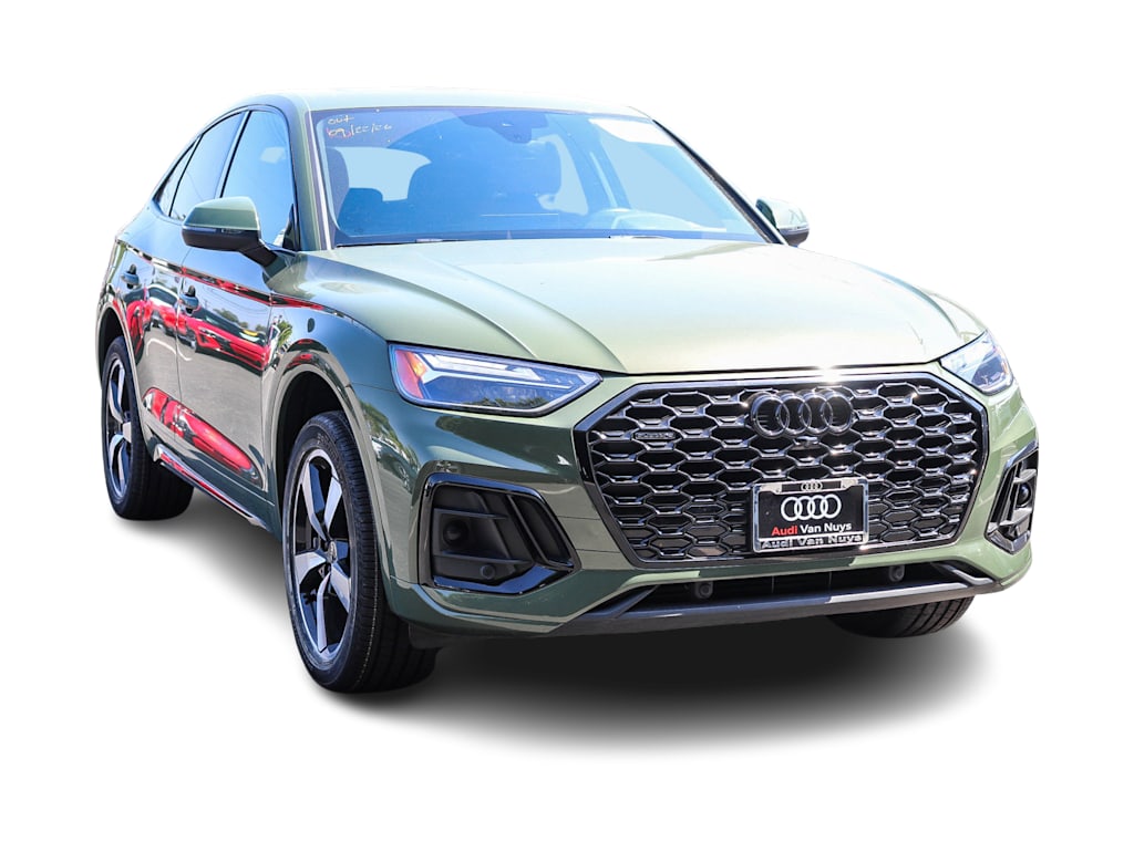 Thumbnail: 2023 Audi Q5 - 8