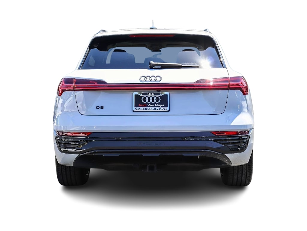 Thumbnail: 2024 Audi Q8 e-tron - 4