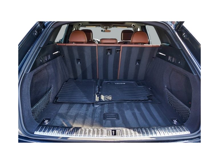 Thumbnail: 2024 Audi Q8 e-tron - 17