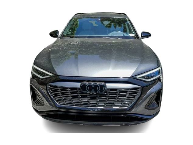 Thumbnail: 2024 Audi Q8 e-tron - 8