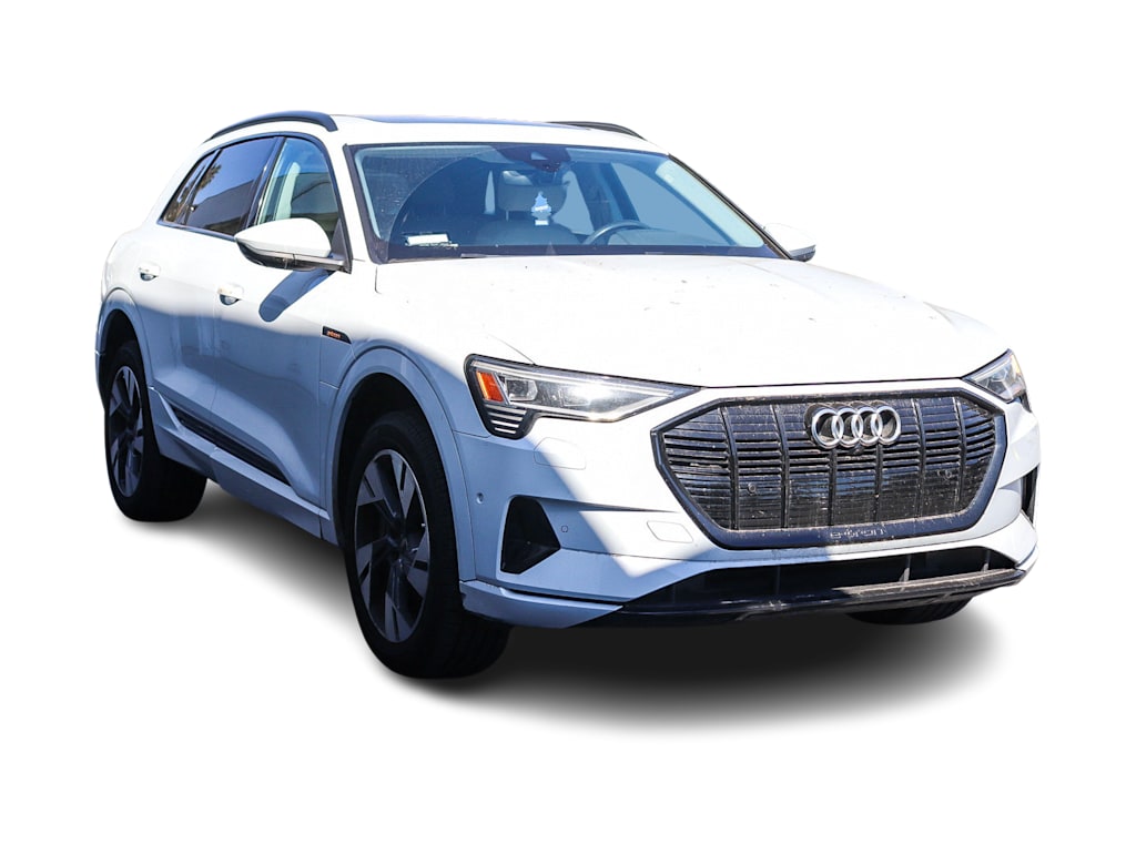 Thumbnail: 2023 Audi e-tron - 8