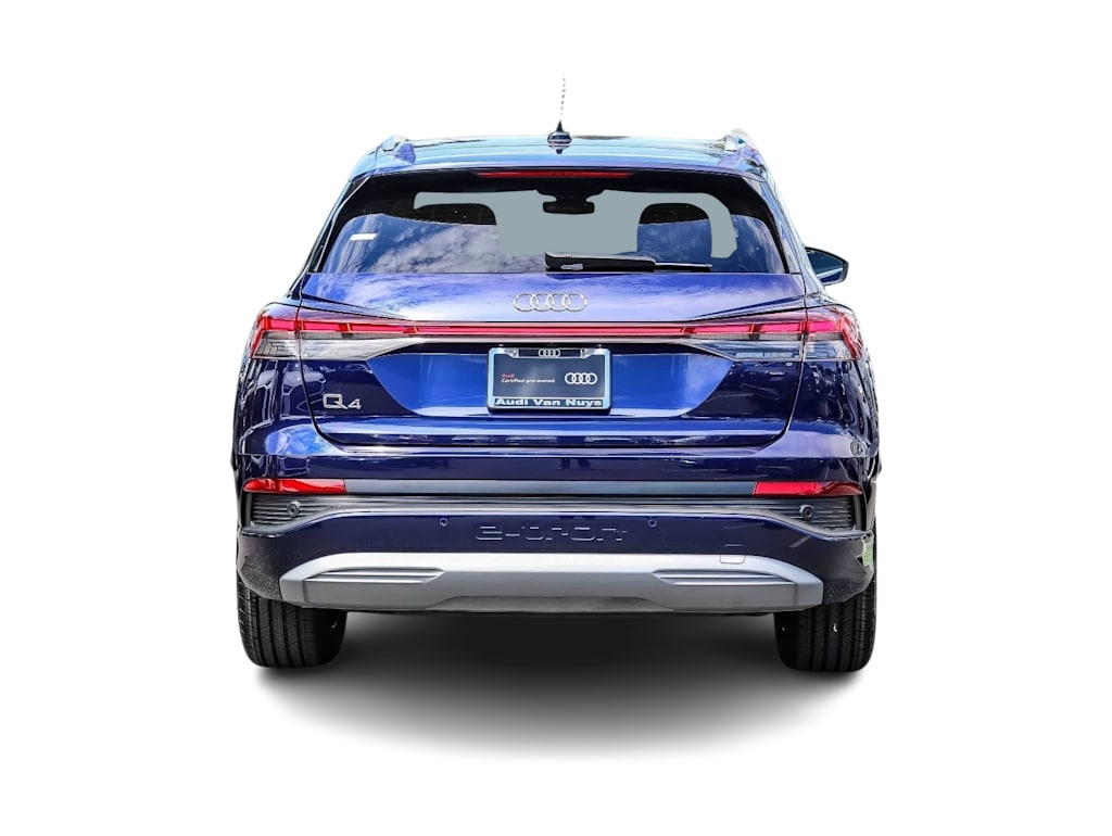 Thumbnail: 2023 Audi Q4 e-tron - 4
