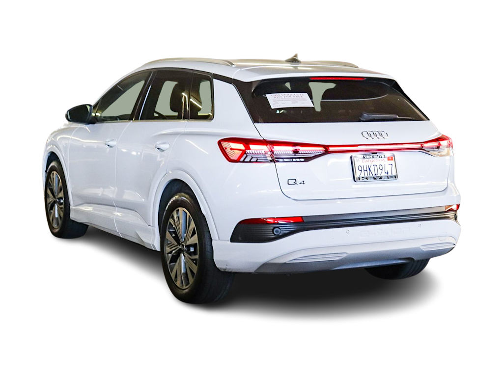 Thumbnail: 2023 Audi Q4 e-tron - 2