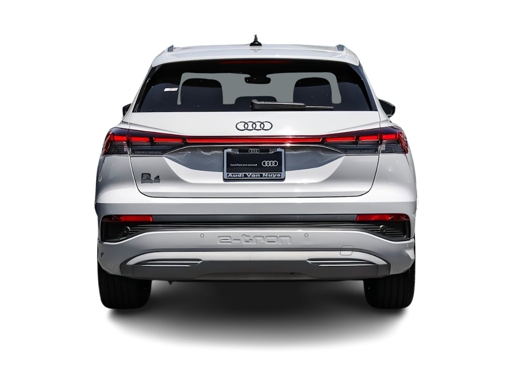 Thumbnail: 2023 Audi Q4 e-tron - 4