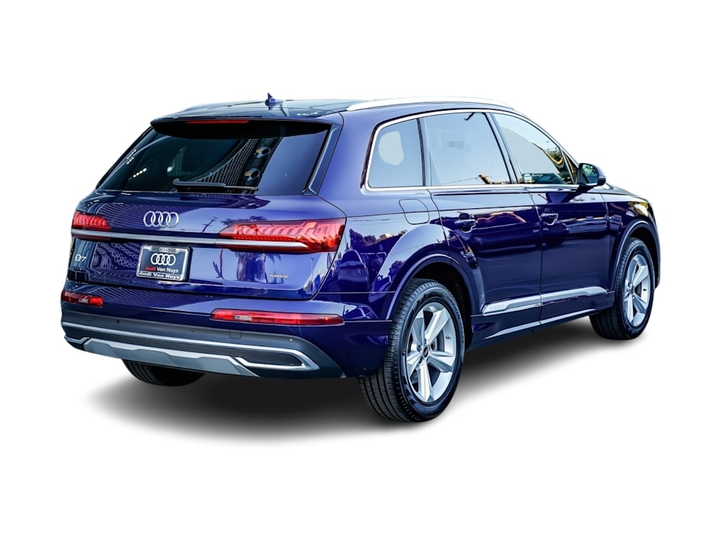 Thumbnail: 2022 Audi Q7 - 17