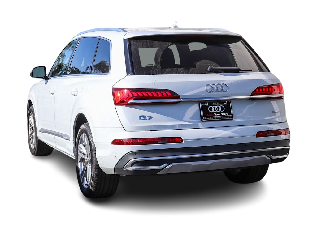 Thumbnail: 2023 Audi Q7 - 2
