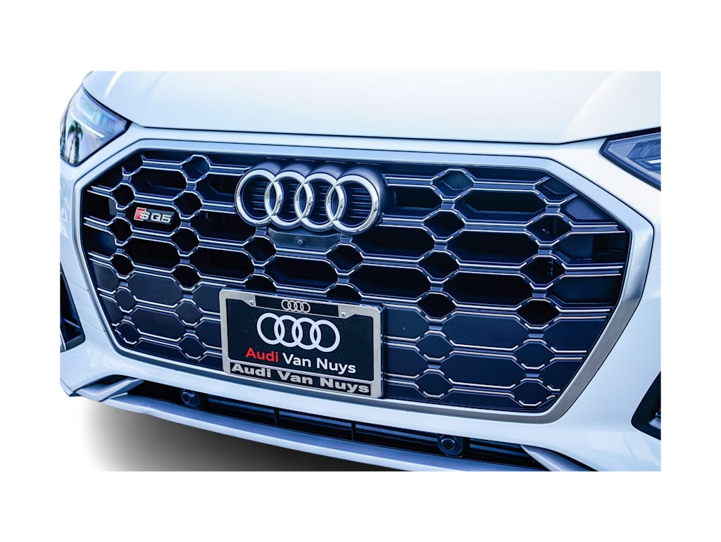 Thumbnail: 2023 Audi SQ5 - 19