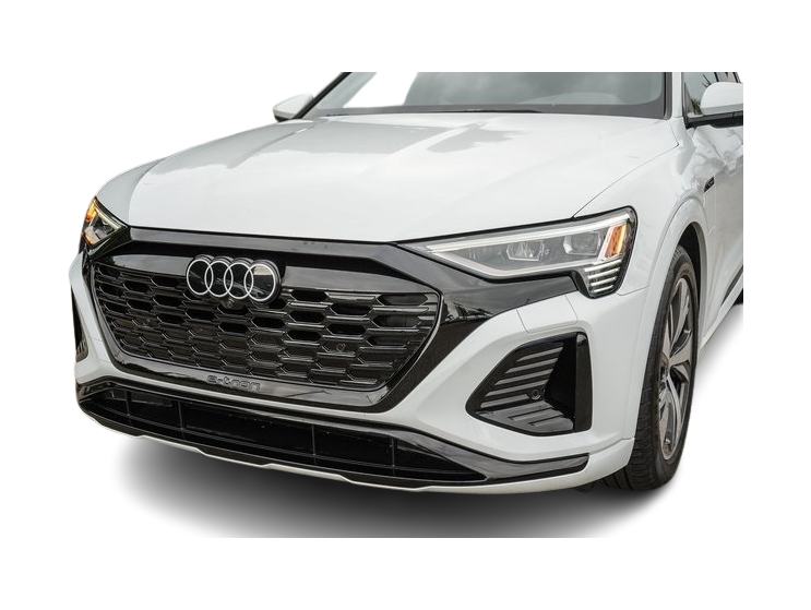 2024 Audi Q8 e-tron Premium 18