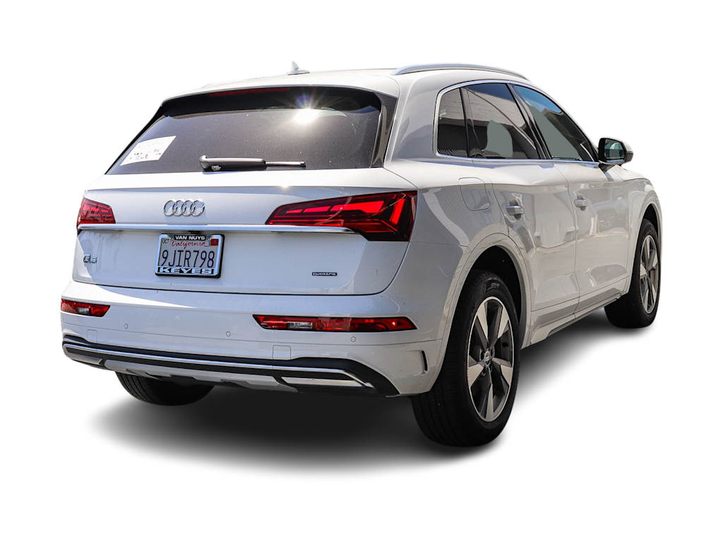 Thumbnail: 2023 Audi Q5 - 7