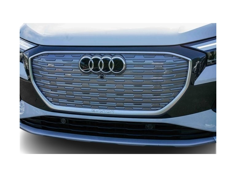 Thumbnail: 2023 Audi Q4 e-tron - 17