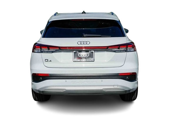 Thumbnail: 2023 Audi Q4 e-tron - 4