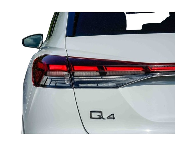 Thumbnail: 2023 Audi Q4 e-tron - 22