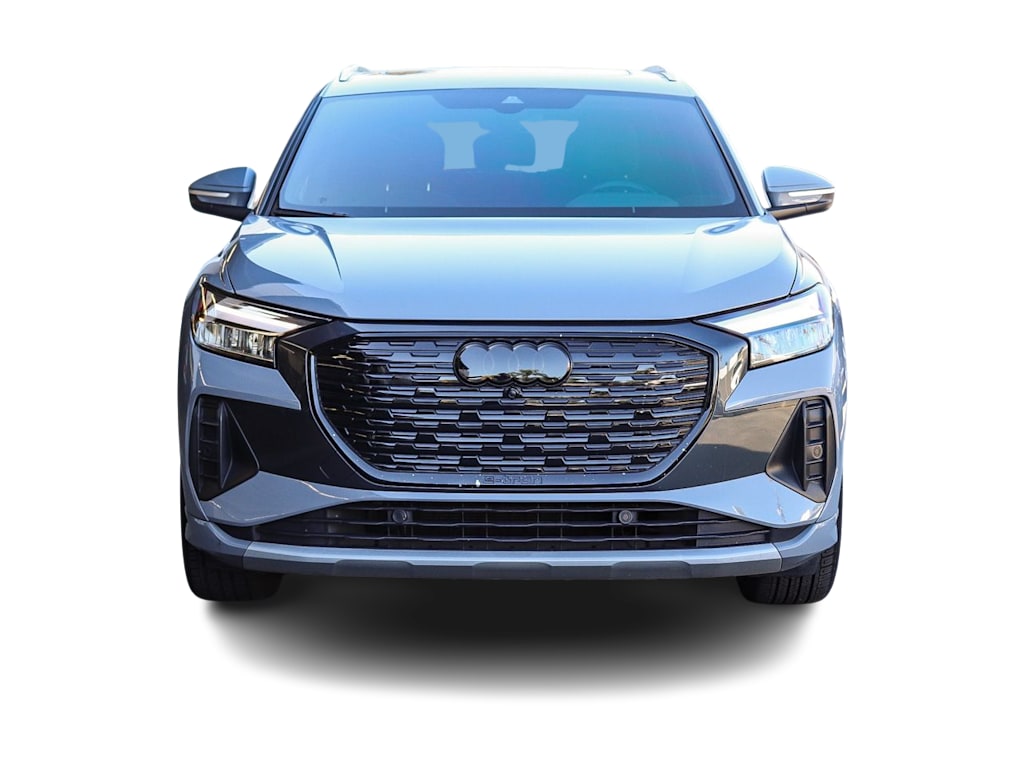 Thumbnail: 2023 Audi Q4 e-tron - 4