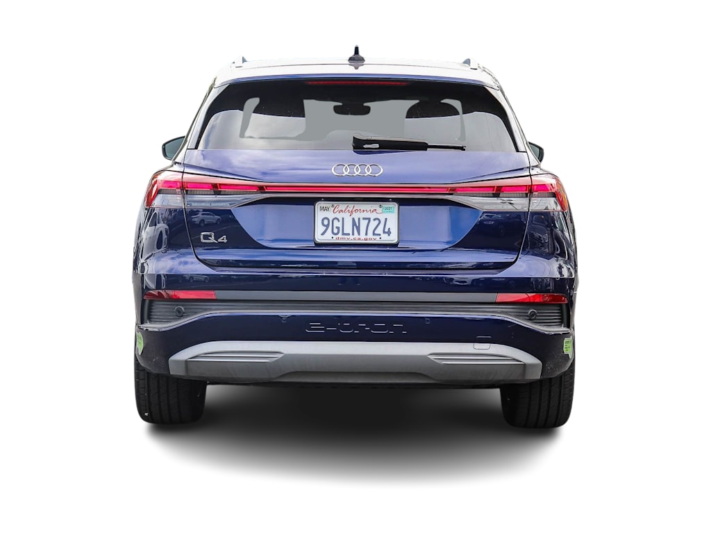 Thumbnail: 2023 Audi Q4 e-tron - 3
