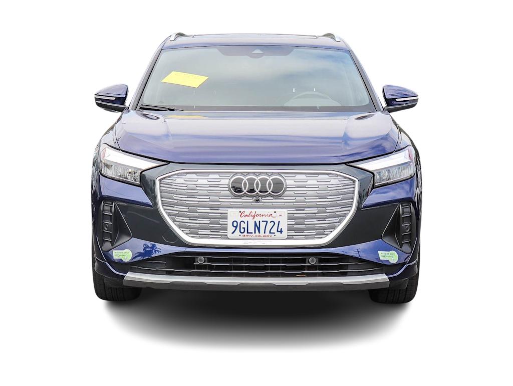 Thumbnail: 2023 Audi Q4 e-tron - 8