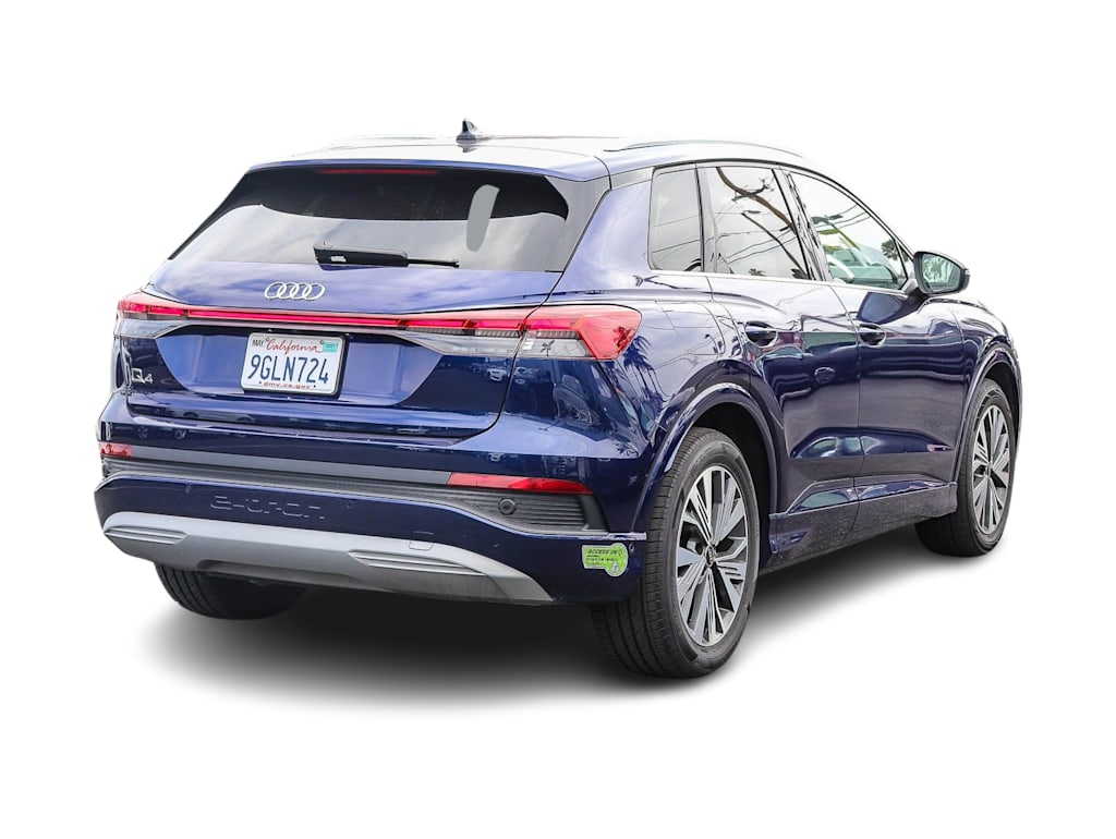 Thumbnail: 2023 Audi Q4 e-tron - 6