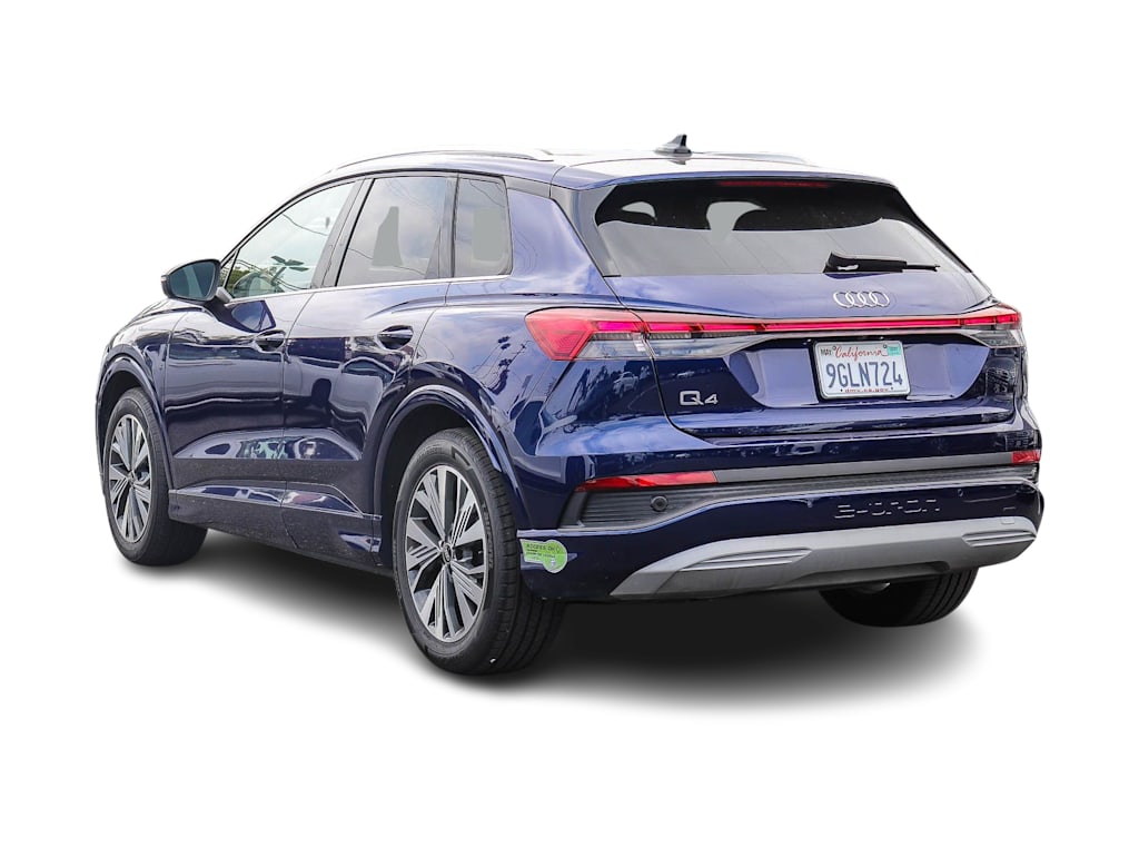Thumbnail: 2023 Audi Q4 e-tron - 2