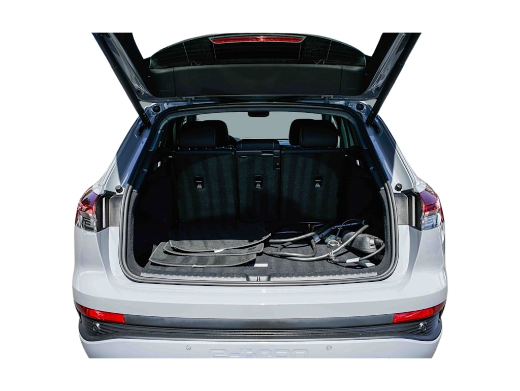 Thumbnail: 2023 Audi Q4 e-tron - 16