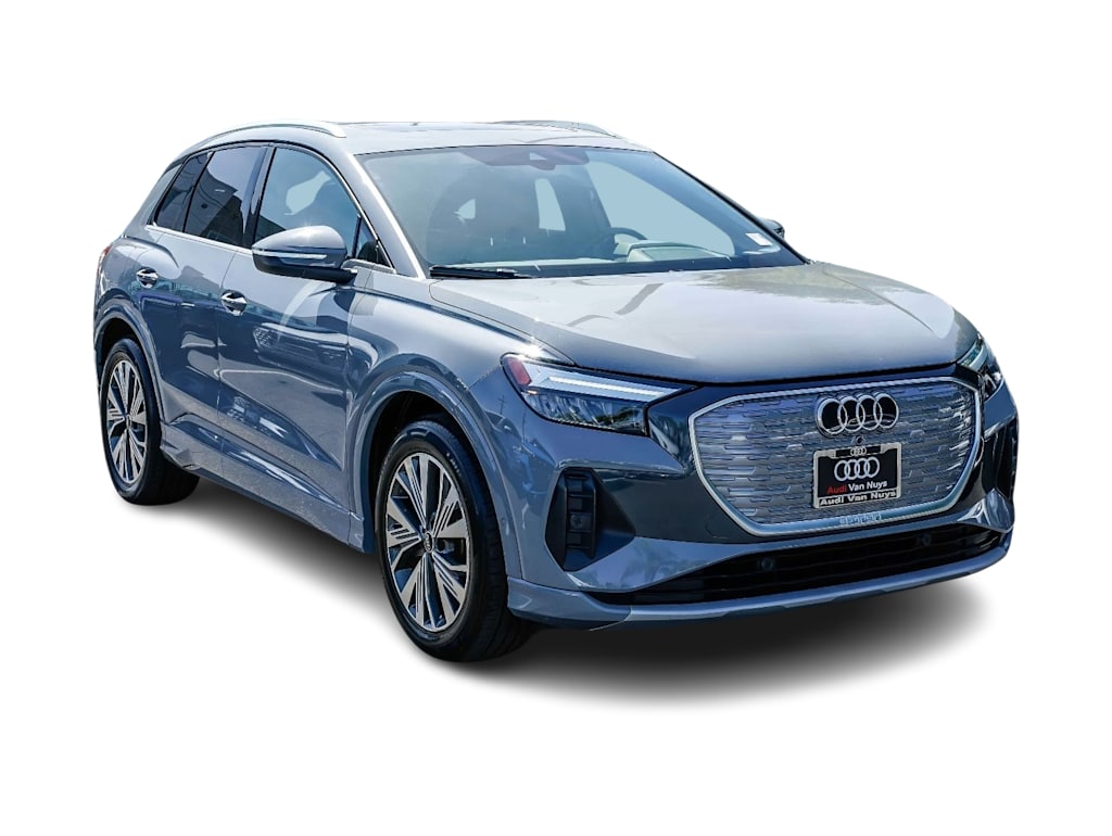 Thumbnail: 2023 Audi Q4 e-tron - 18