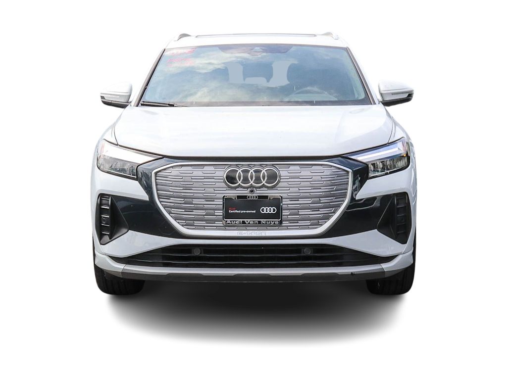 Thumbnail: 2023 Audi Q4 e-tron - 4