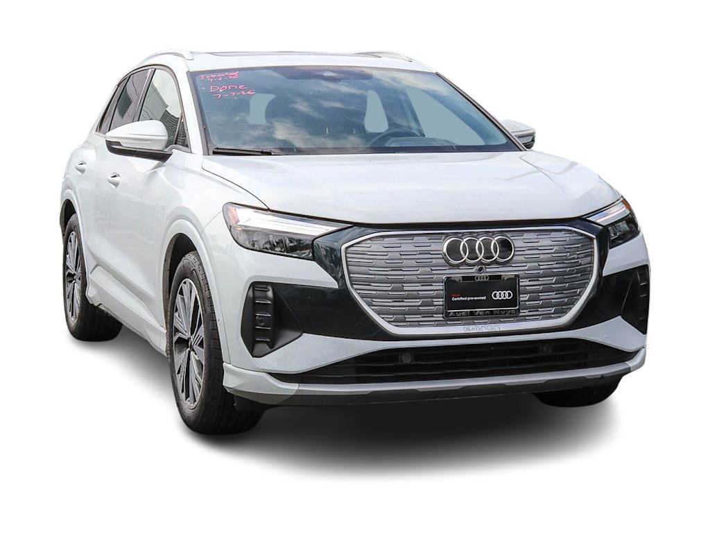 Thumbnail: 2023 Audi Q4 e-tron - 8