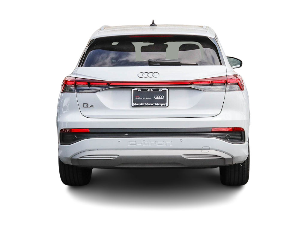 Thumbnail: 2023 Audi Q4 e-tron - 3