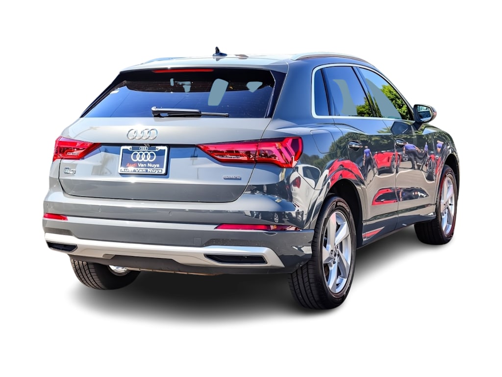 Thumbnail: 2020 Audi Q3 - 18
