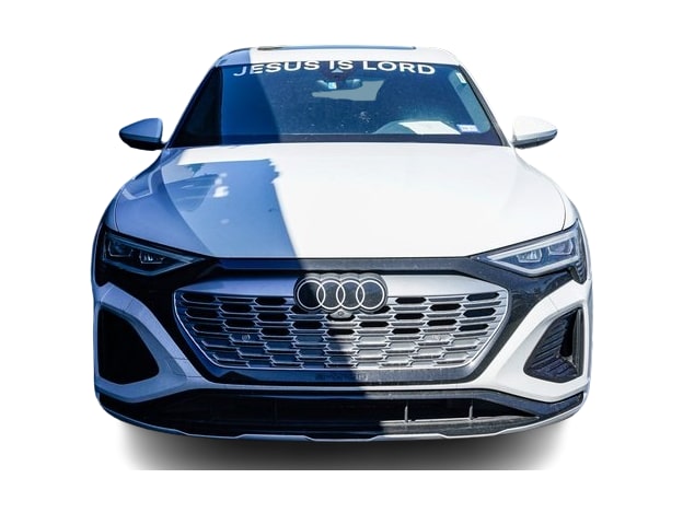 Thumbnail: 2024 Audi Q8 e-tron - 4