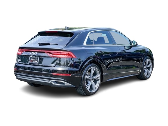 Thumbnail: 2022 Audi Q8 - 18