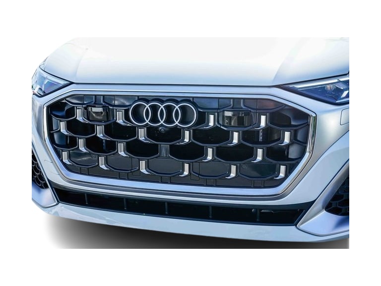 Thumbnail: 2024 Audi SQ8 - 22