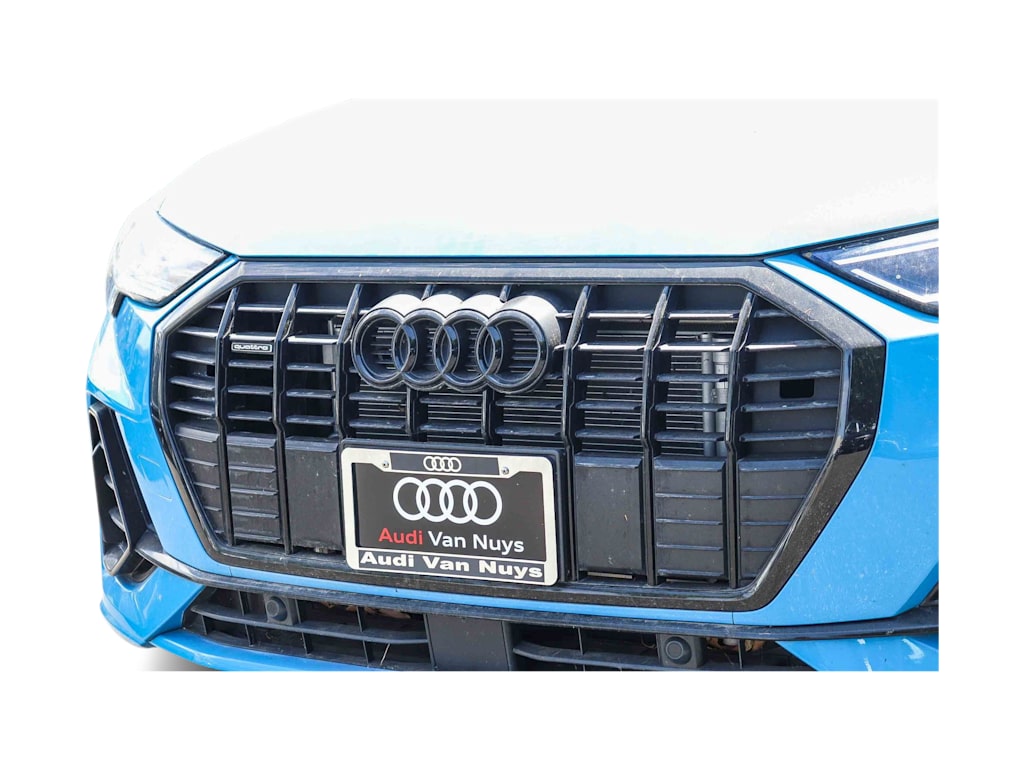 Thumbnail: 2023 Audi Q3 - 10