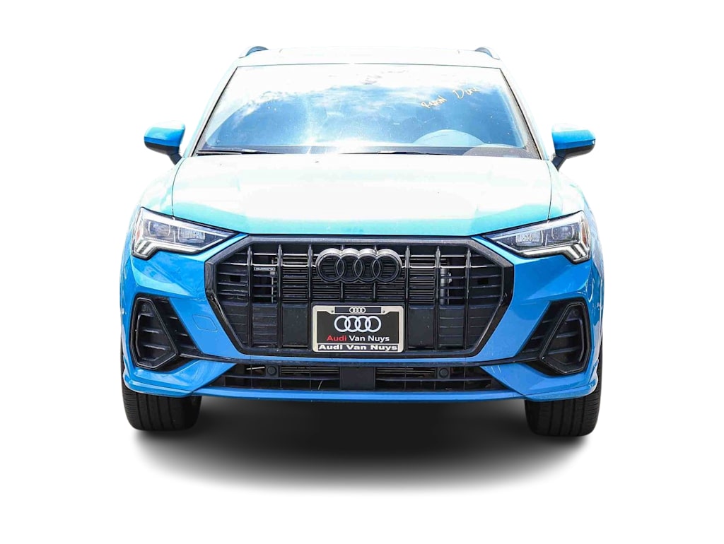 Thumbnail: 2023 Audi Q3 - 8