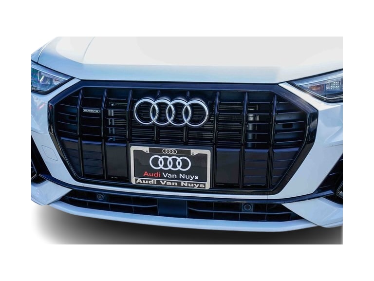 Thumbnail: 2022 Audi Q3 - 21