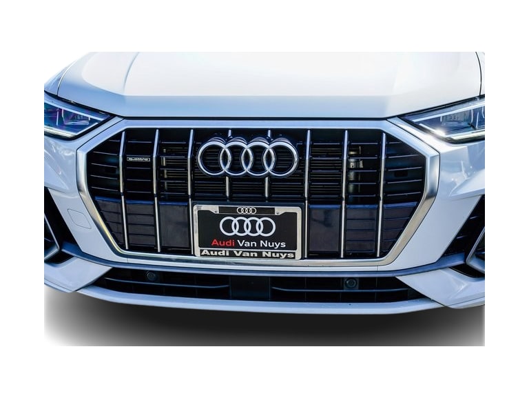 Thumbnail: 2023 Audi Q3 - 21