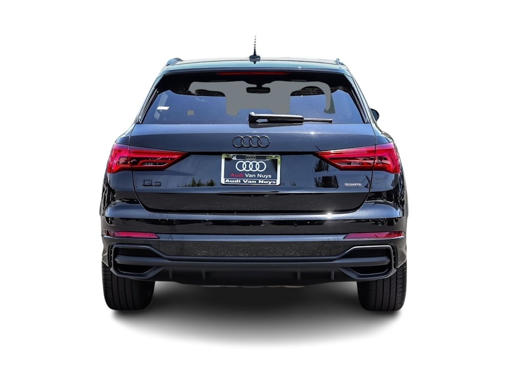 Thumbnail: 2025 Audi Q3 - 4