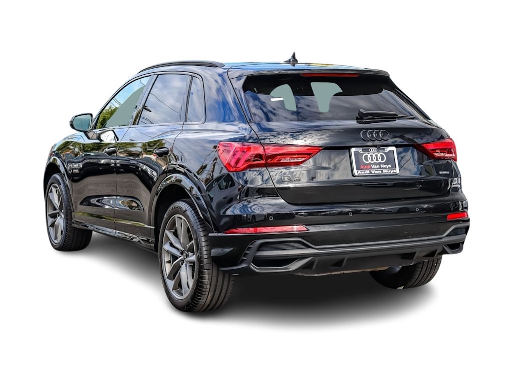Thumbnail: 2024 Audi Q3 - 3