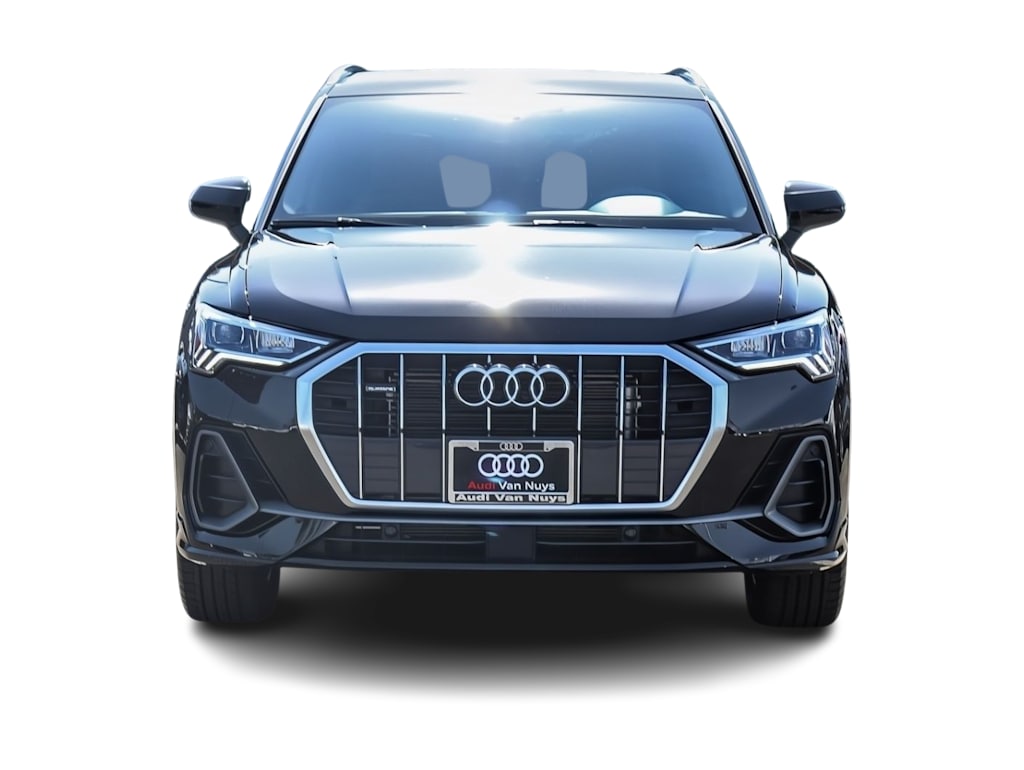 Thumbnail: 2023 Audi Q3 - 5
