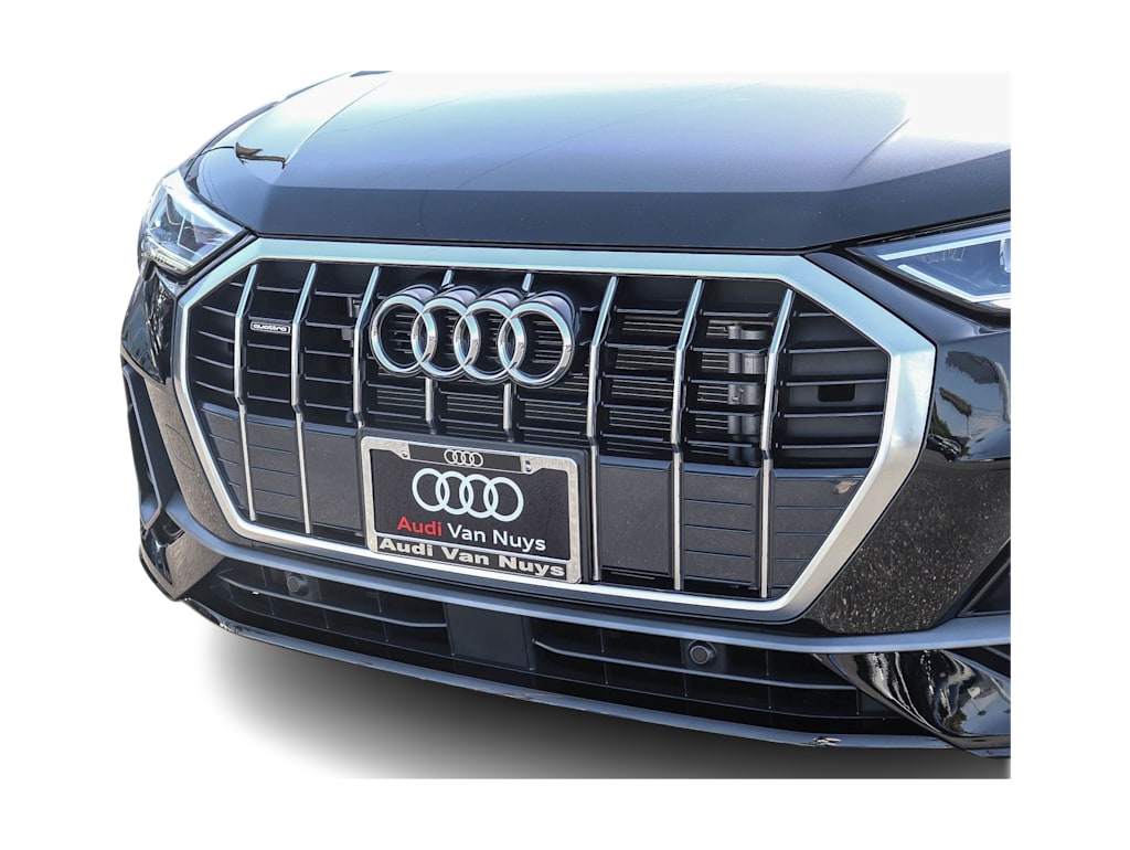 Thumbnail: 2023 Audi Q3 - 20