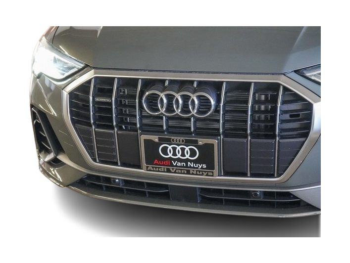 Thumbnail: 2025 Audi Q3 - 21