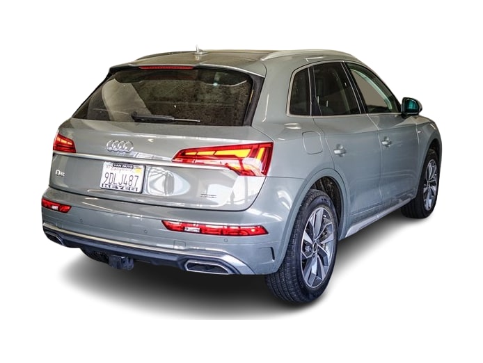 Thumbnail: 2023 Audi Q5 - 8