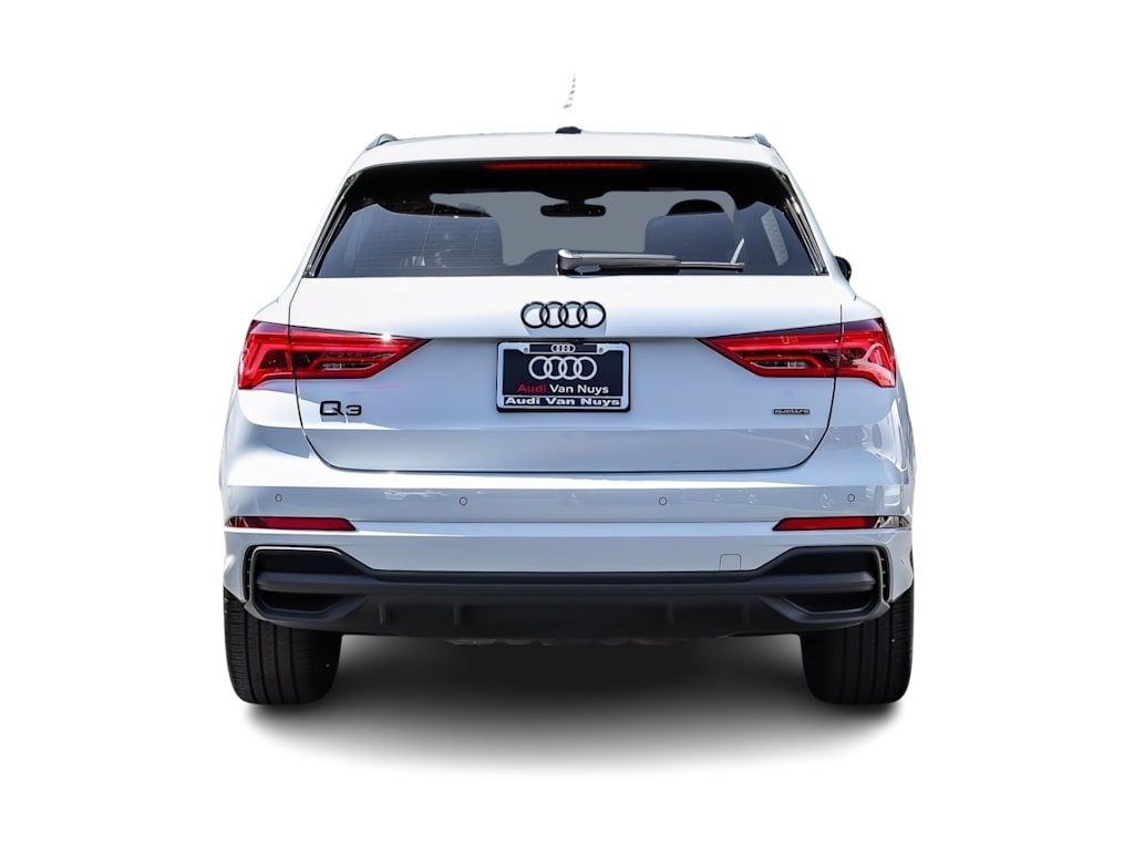 Thumbnail: 2025 Audi Q3 - 4