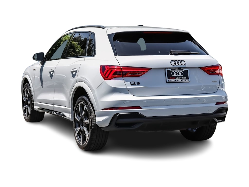 Thumbnail: 2025 Audi Q3 - 3