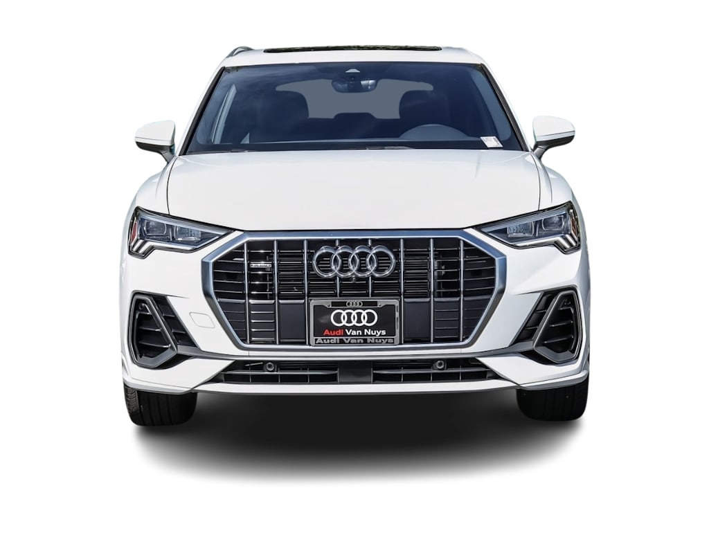 Thumbnail: 2023 Audi Q3 - 17