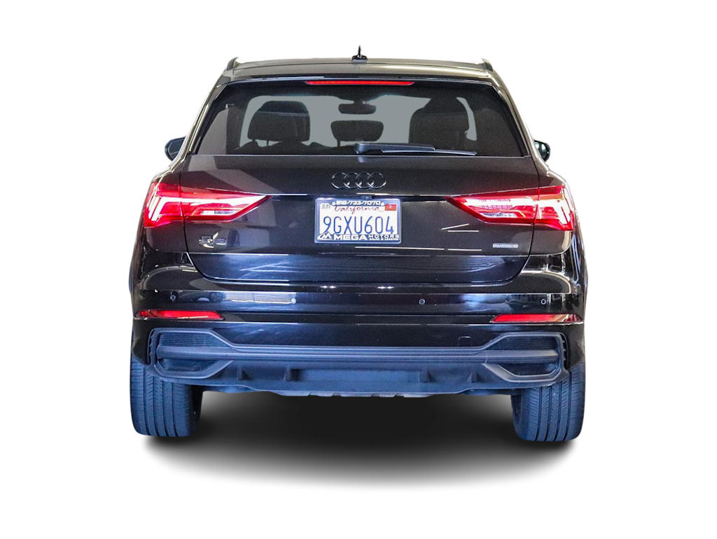 Thumbnail: 2023 Audi Q3 - 3
