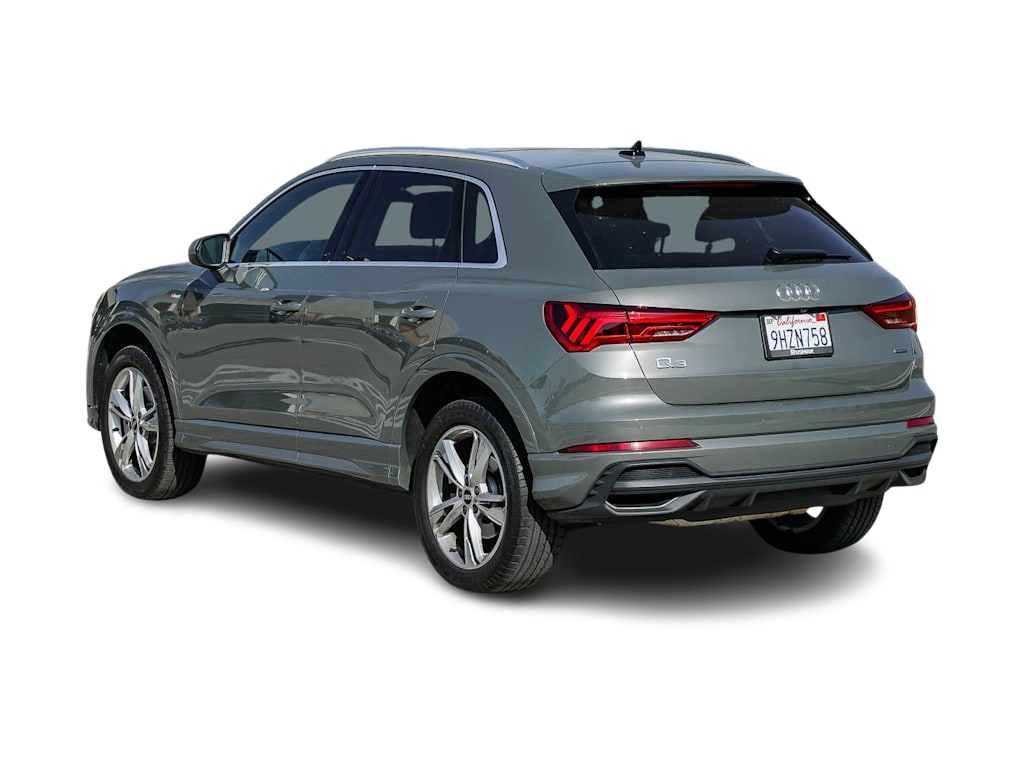 Thumbnail: 2023 Audi Q3 - 2